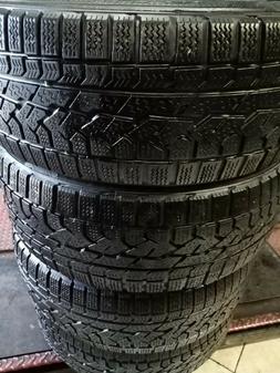 Invernali 235 55 18 Kumho 4unit&agrave; Euro 135,40