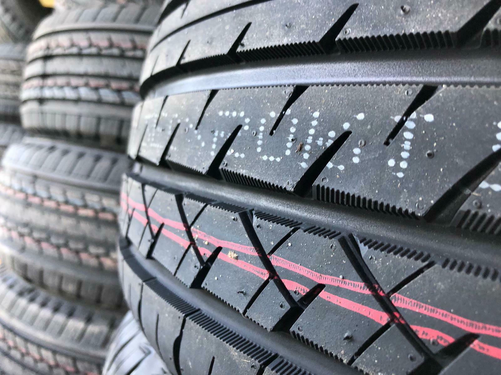 pneumatici nuovi 205 50r17 93 w ultraarz4