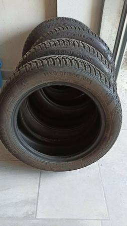 Invernali Kumho, 195/55/16 Battistrada 90%